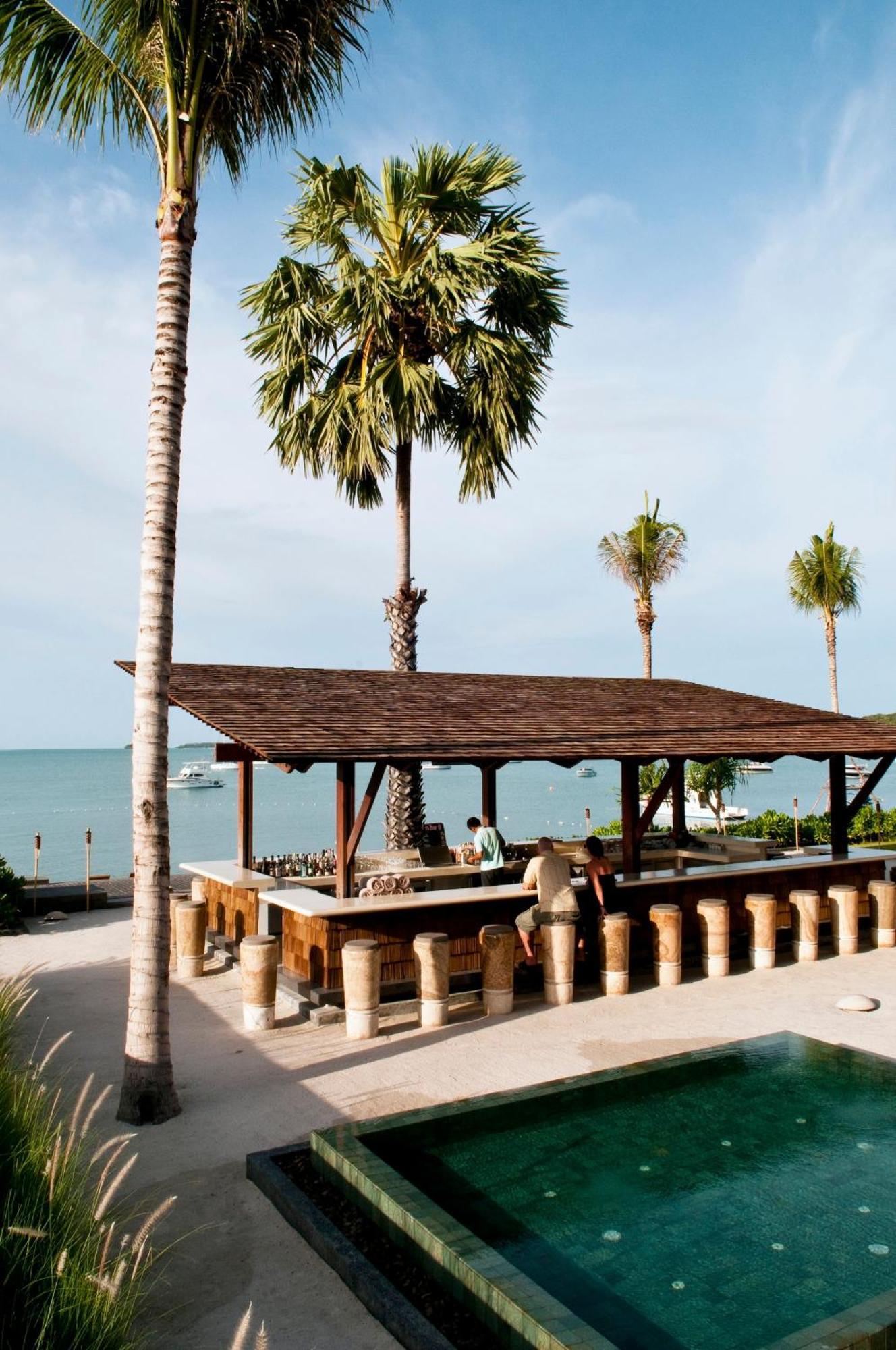 Hansar Samui Resort&Spa - SHA Extra Plus Bophut Exteriör bild Beach bar at the Royal Island Resort and Spa